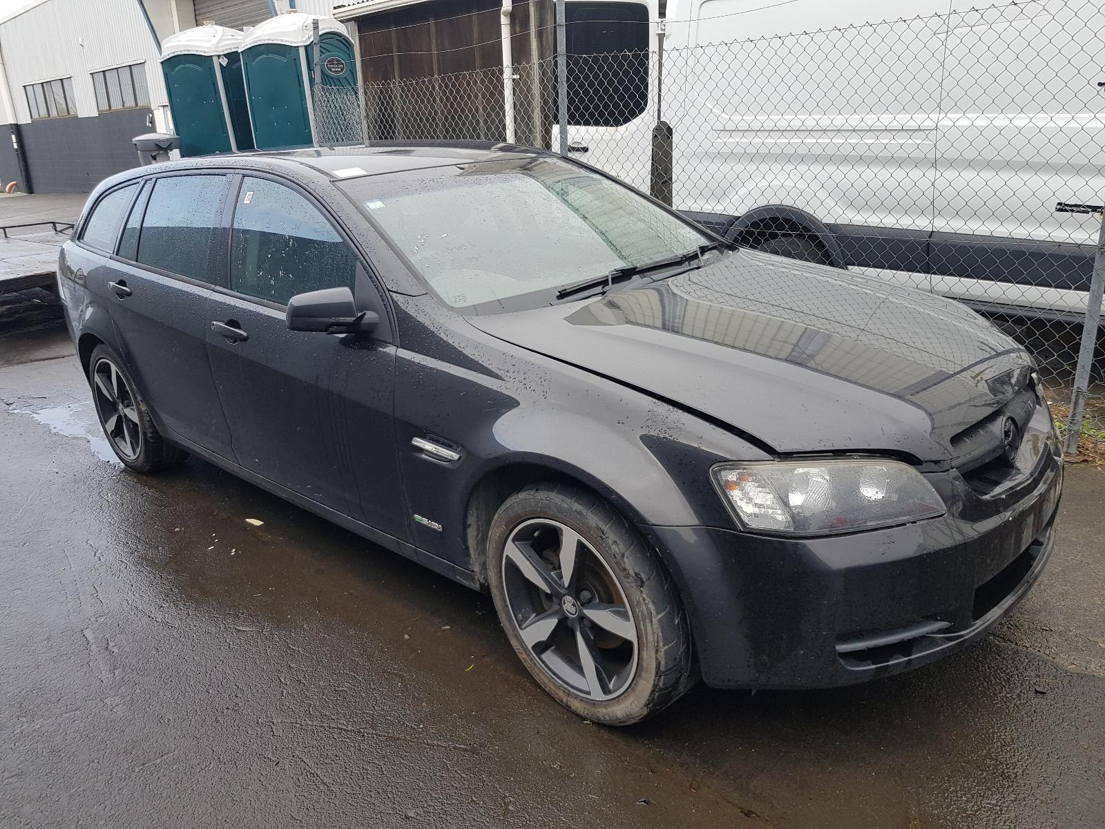 Holden Commodore - VE Omega 06-