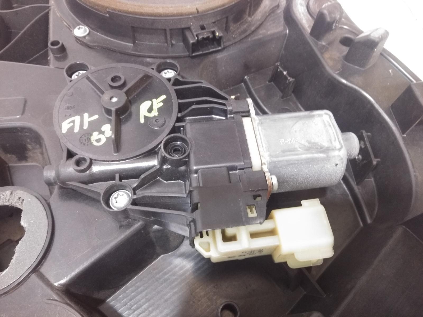 Right_Front_Window_Reg_Motor