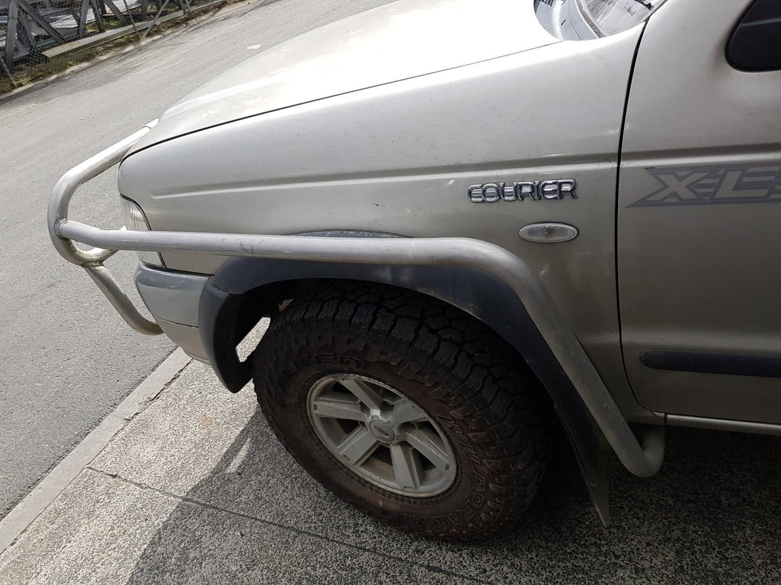 Ford Courier - UT 2005-2006