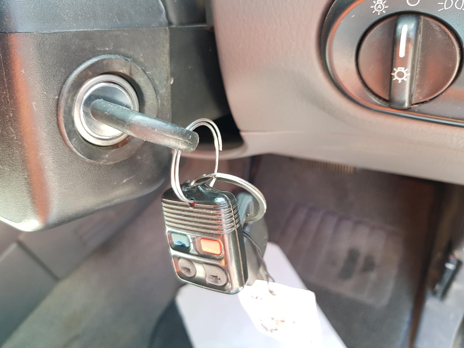 Ford Explorer - UT 2001-2005