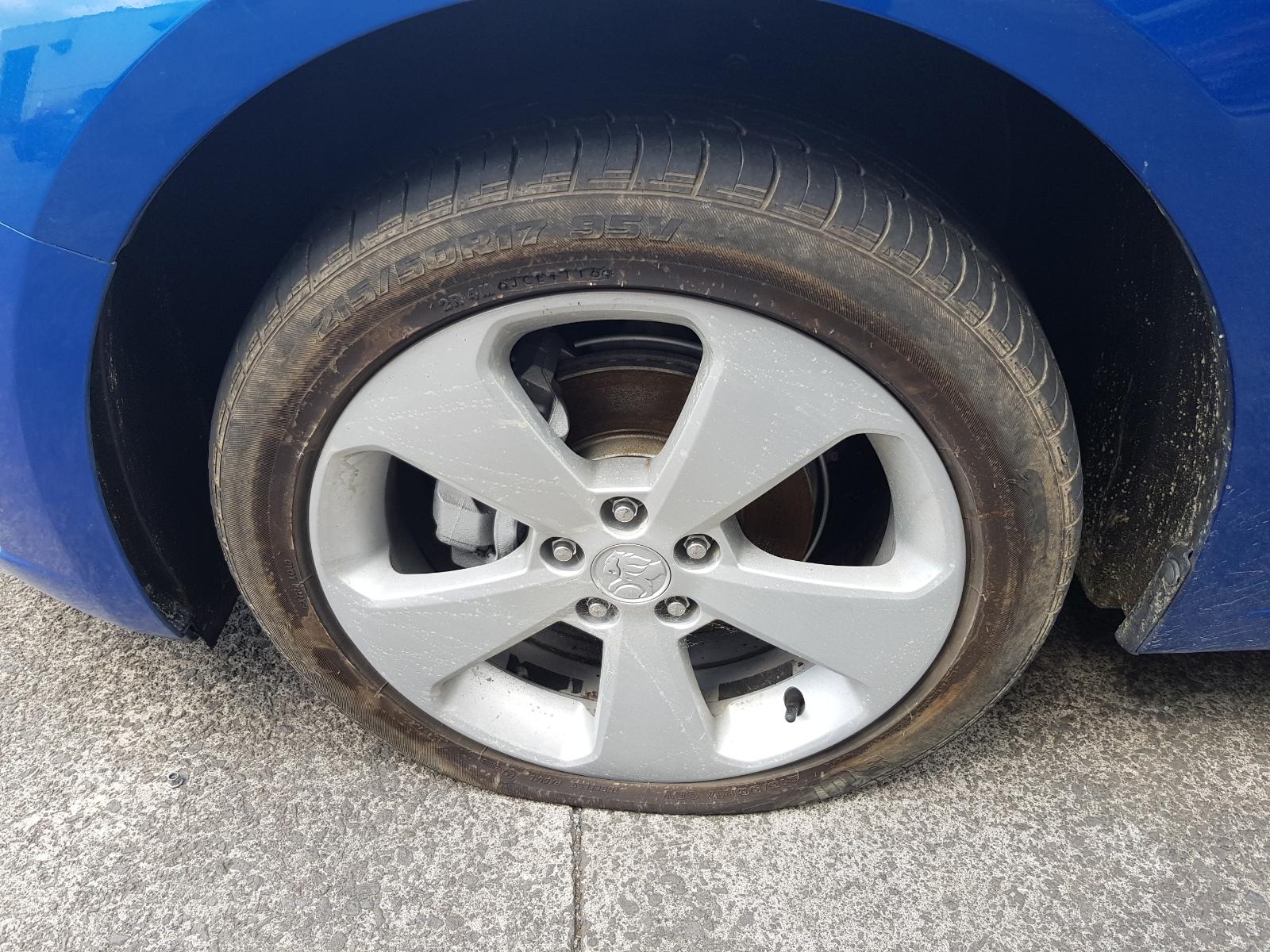 Holden Cruze - 2009-Present