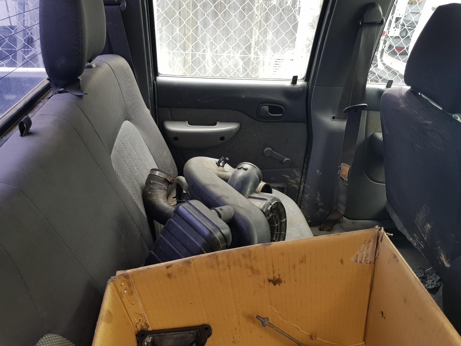 Ford Courier - UT 2005-2006