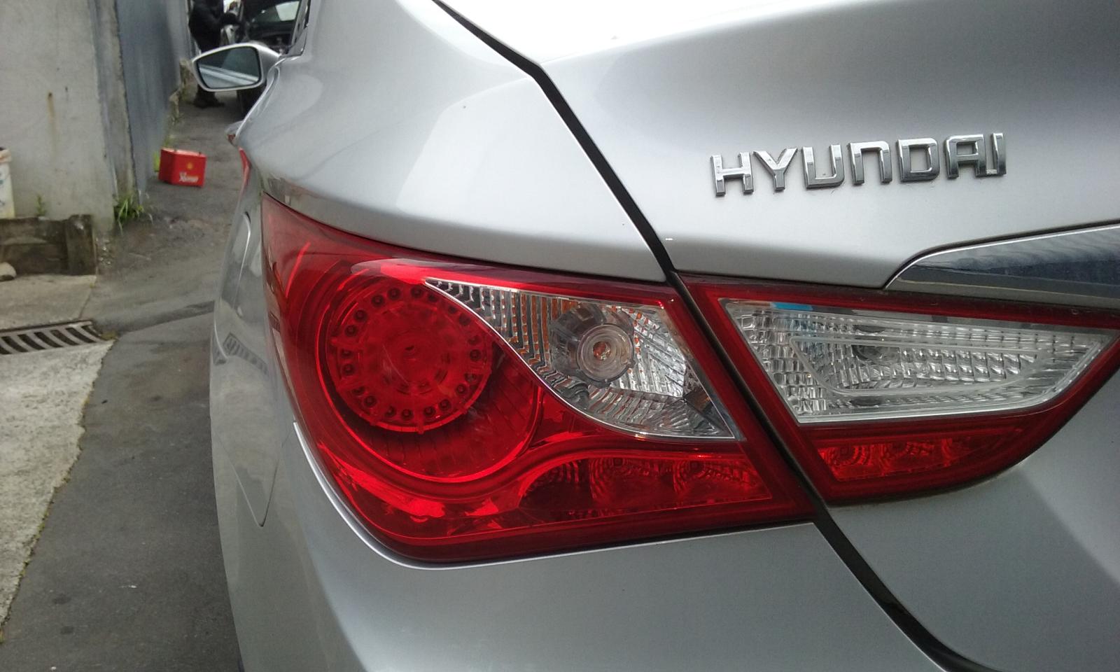 Hyundai i45 - 2010-2013