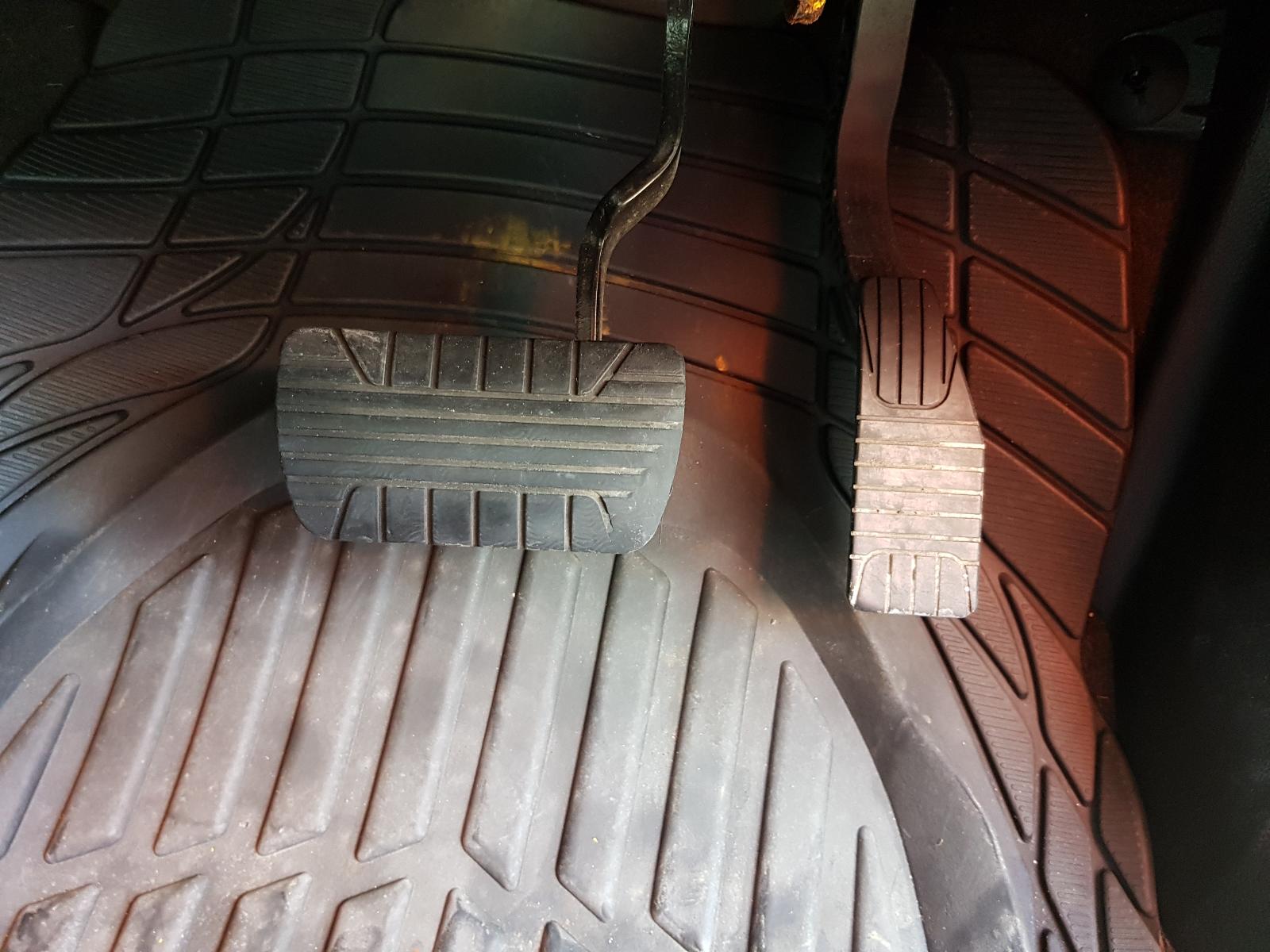 Holden Captiva - Captiva 7 2011-Present