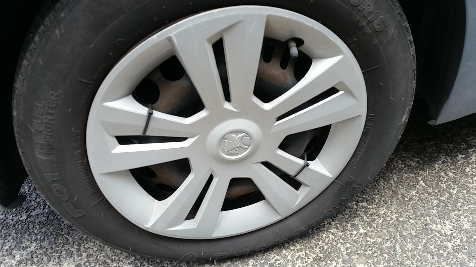 Holden Cruze - 2009-Present