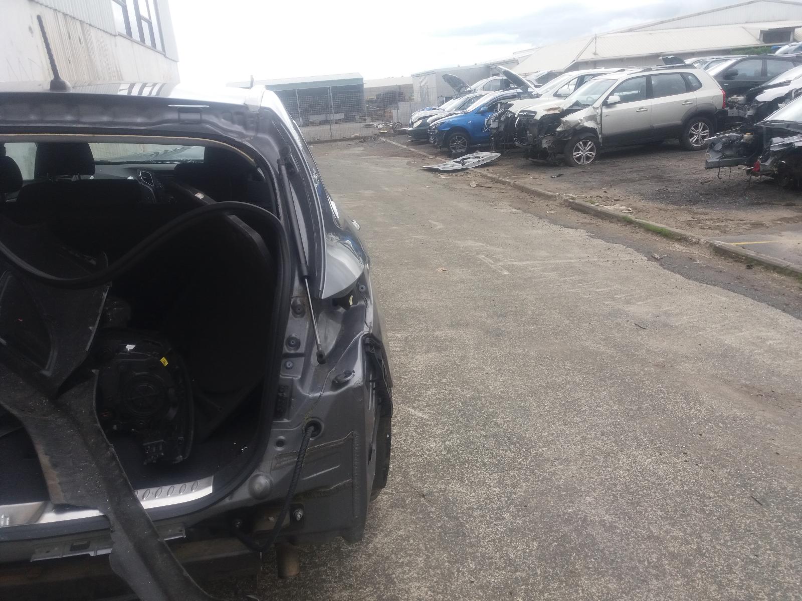 Hyundai i45 - 2010-2013