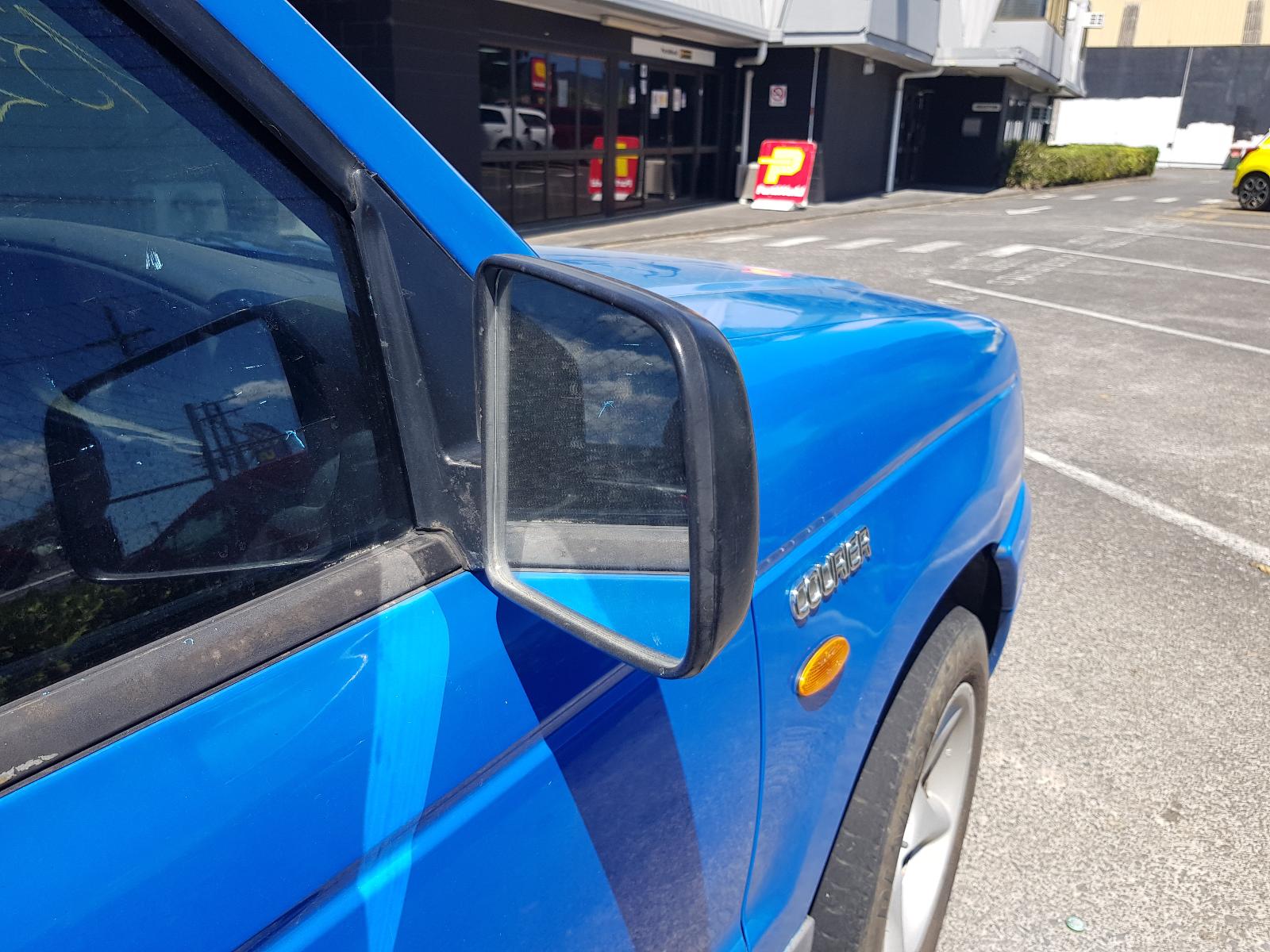 Ford Courier - 03-05