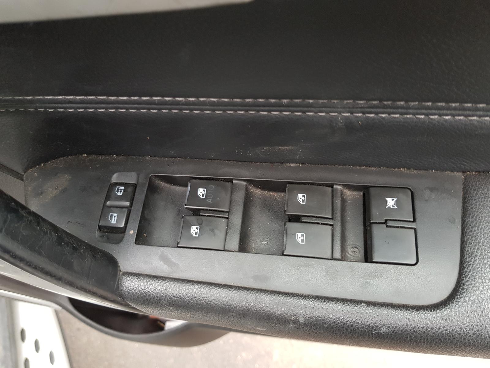 Holden Captiva - Captiva 7 2011-Present