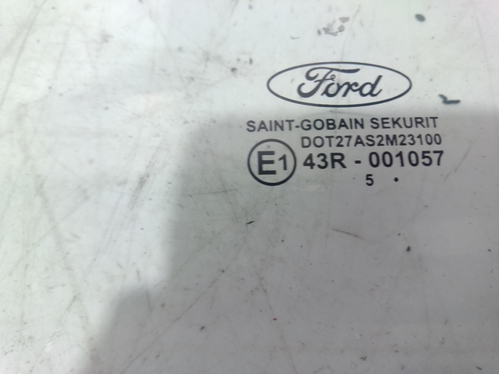 Right_Rear_Door_Window