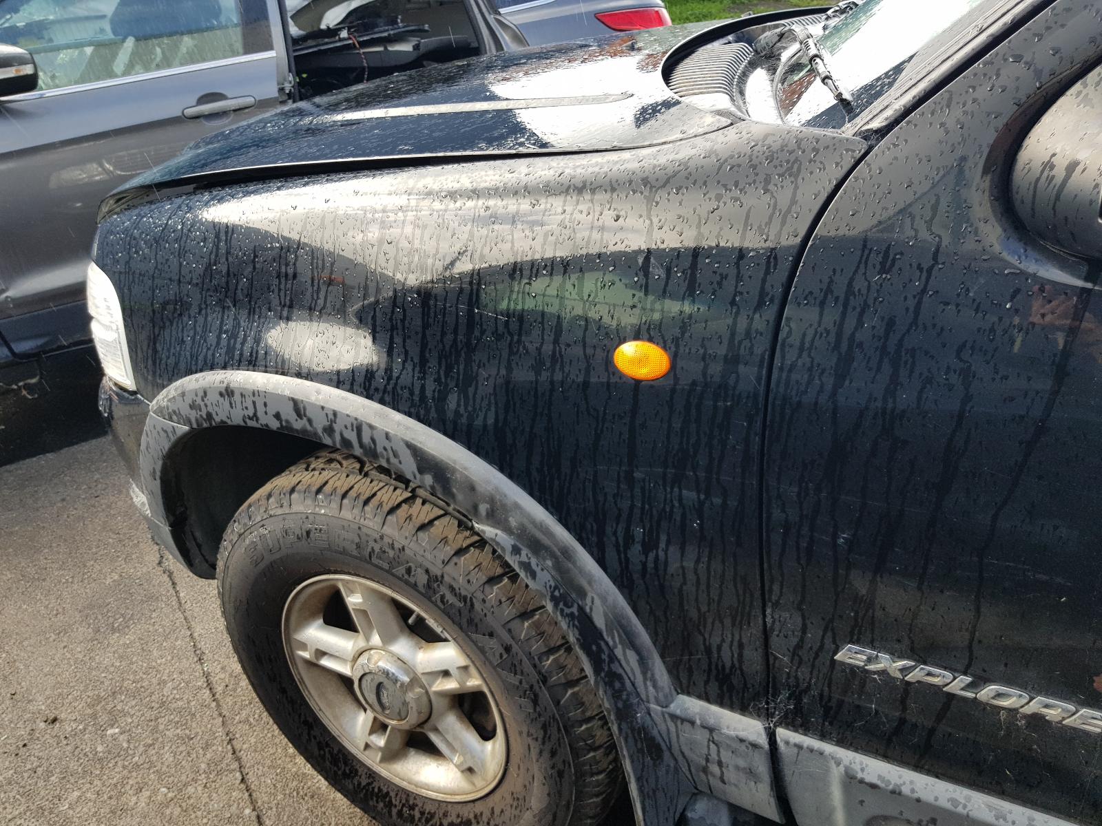 Ford Explorer - UT 2001-2005