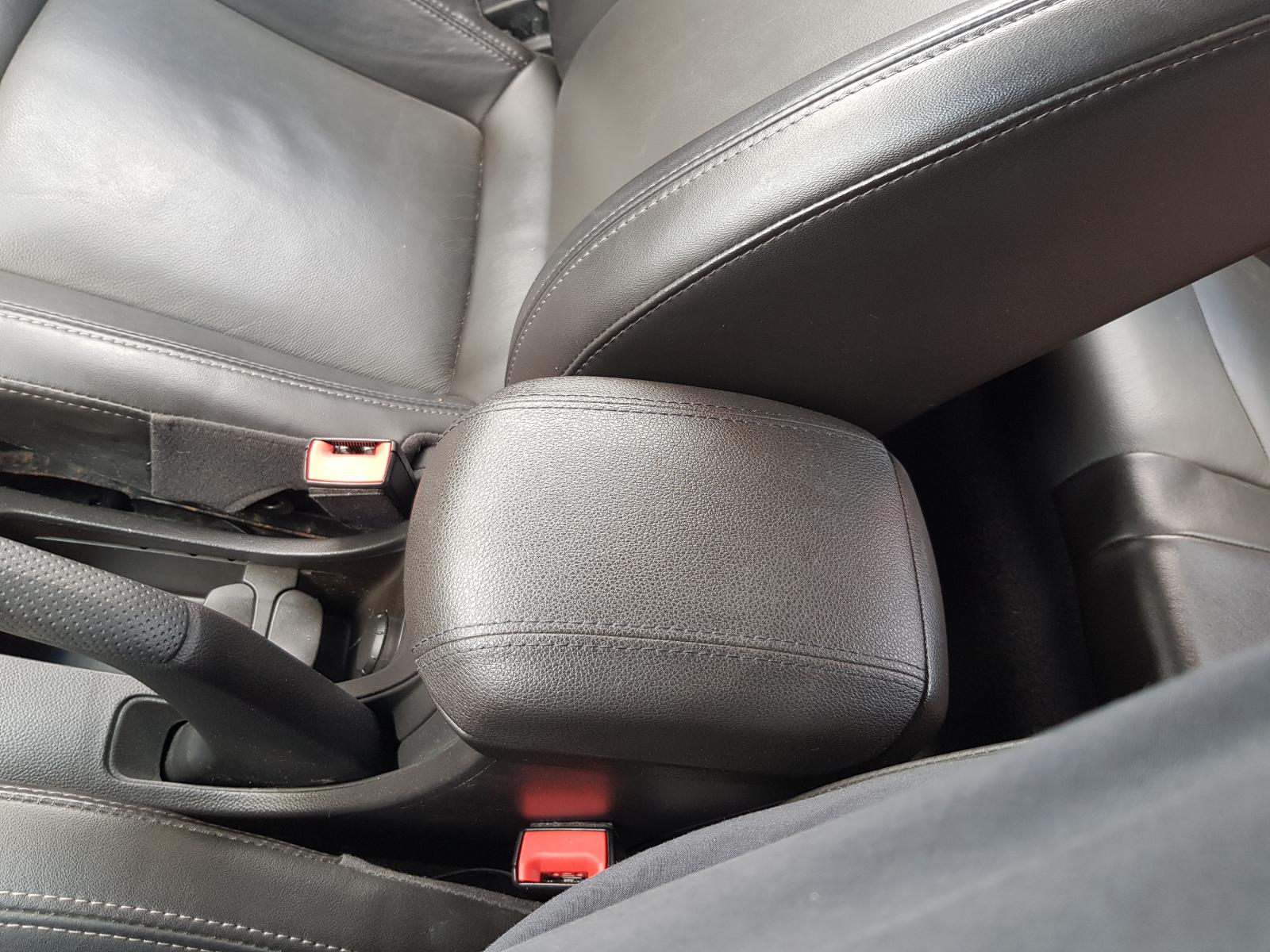 Holden Cruze - 2009-Present