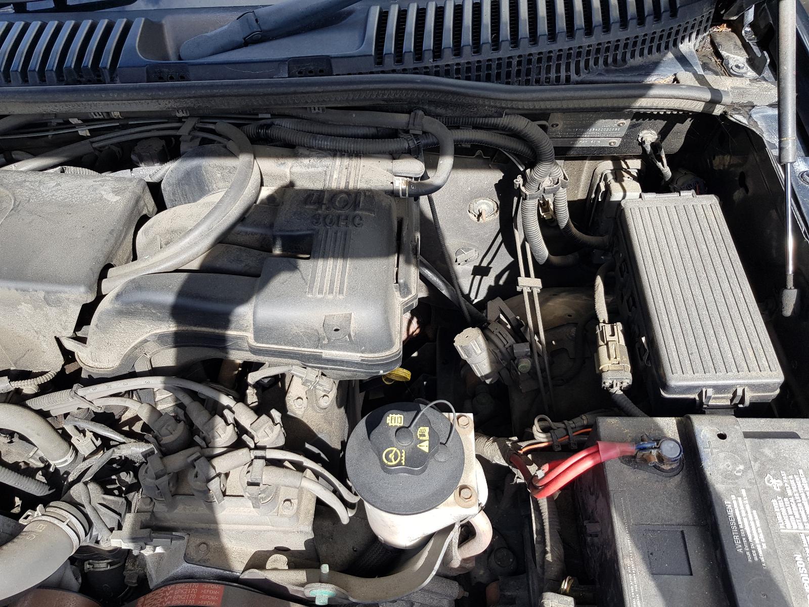 Ford Explorer - UT 2001-2005