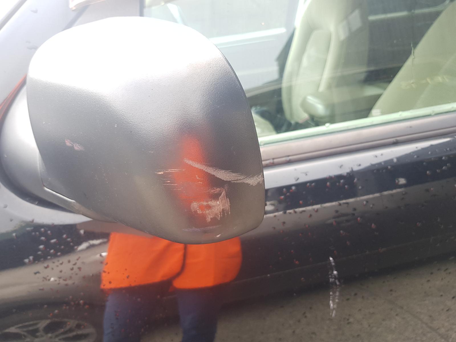 Ford Explorer - UT 2001-2005