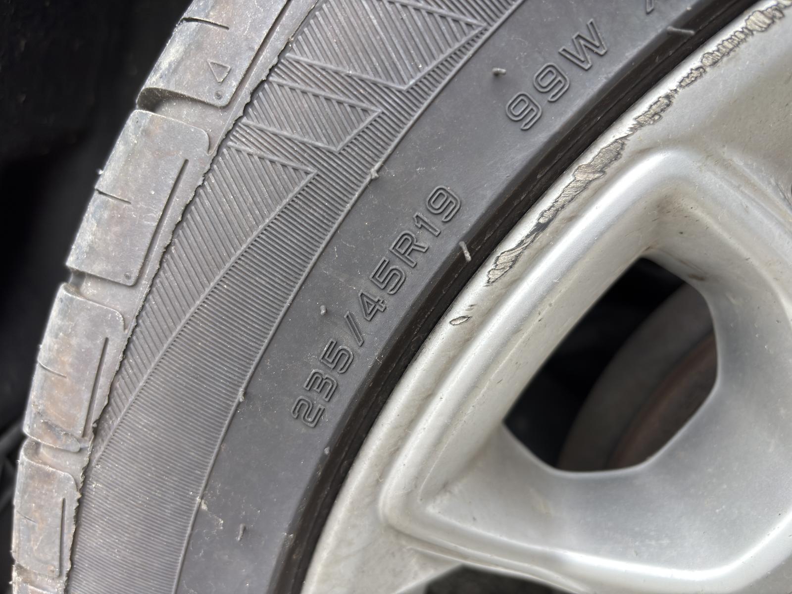 Ford Kuga - TF 2013-Present