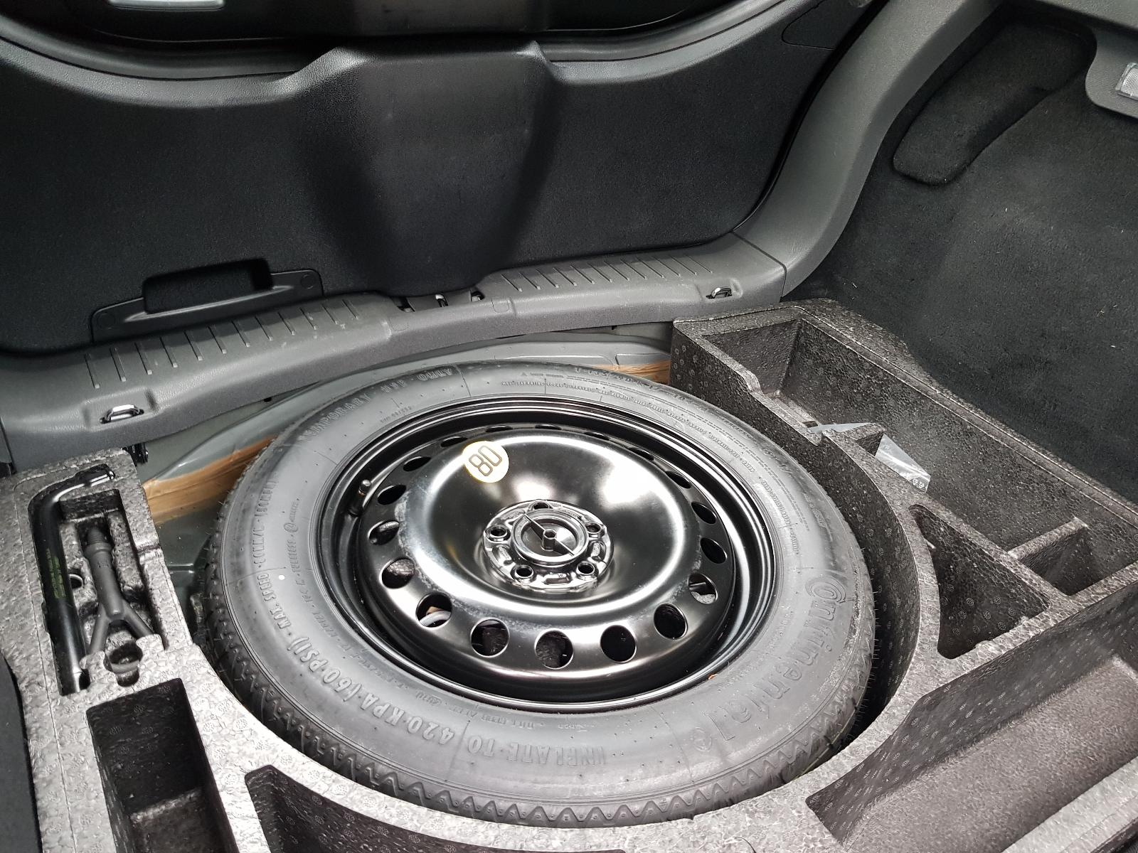 Ford Kuga - TE 2012-2013