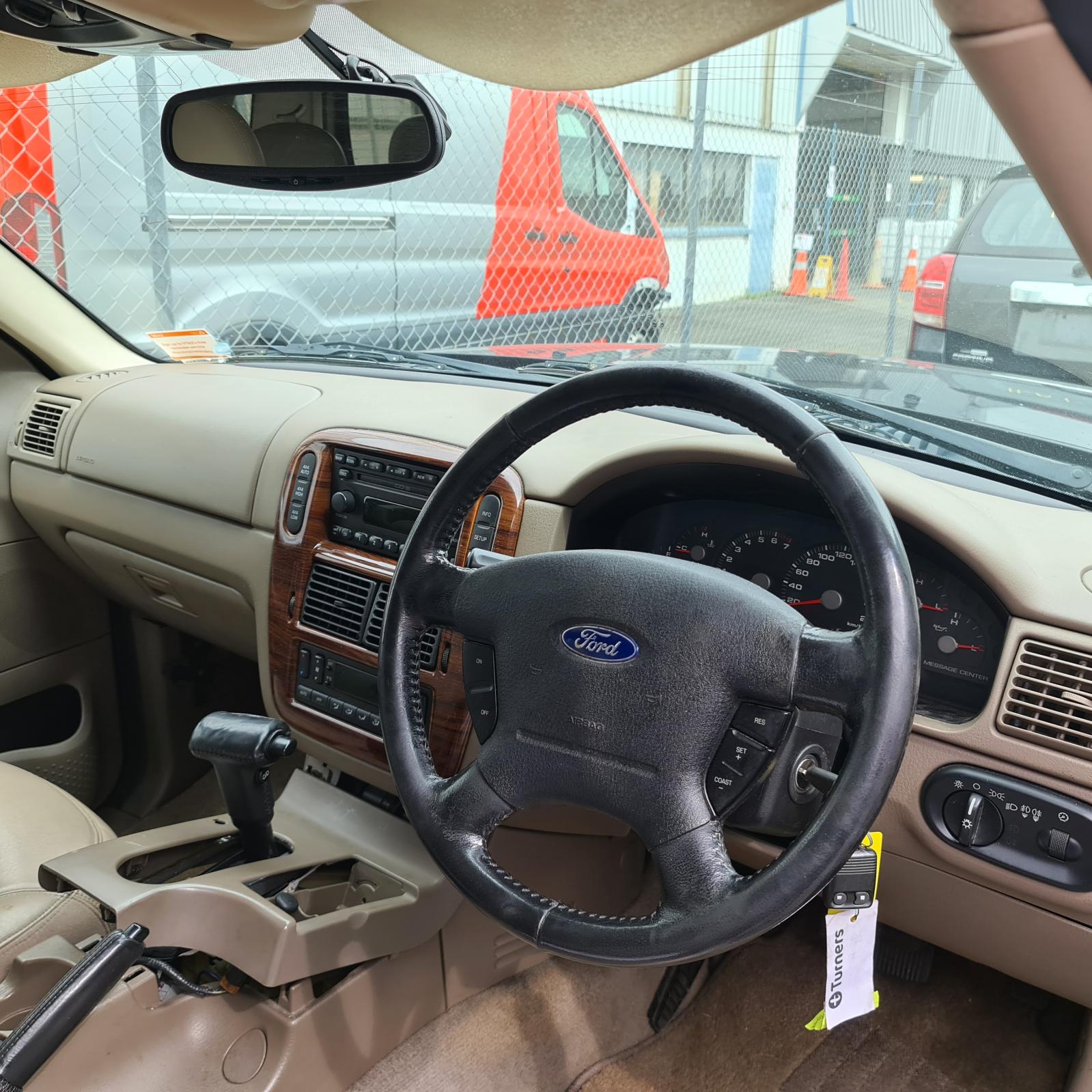 Ford Explorer - UT 2005-2007