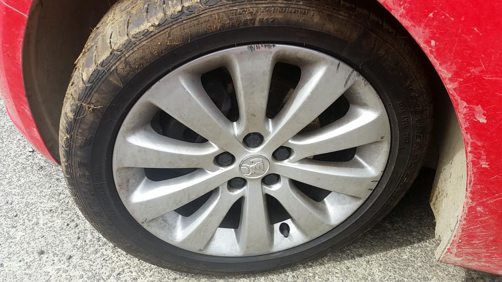 Holden Cruze - 2009-Present