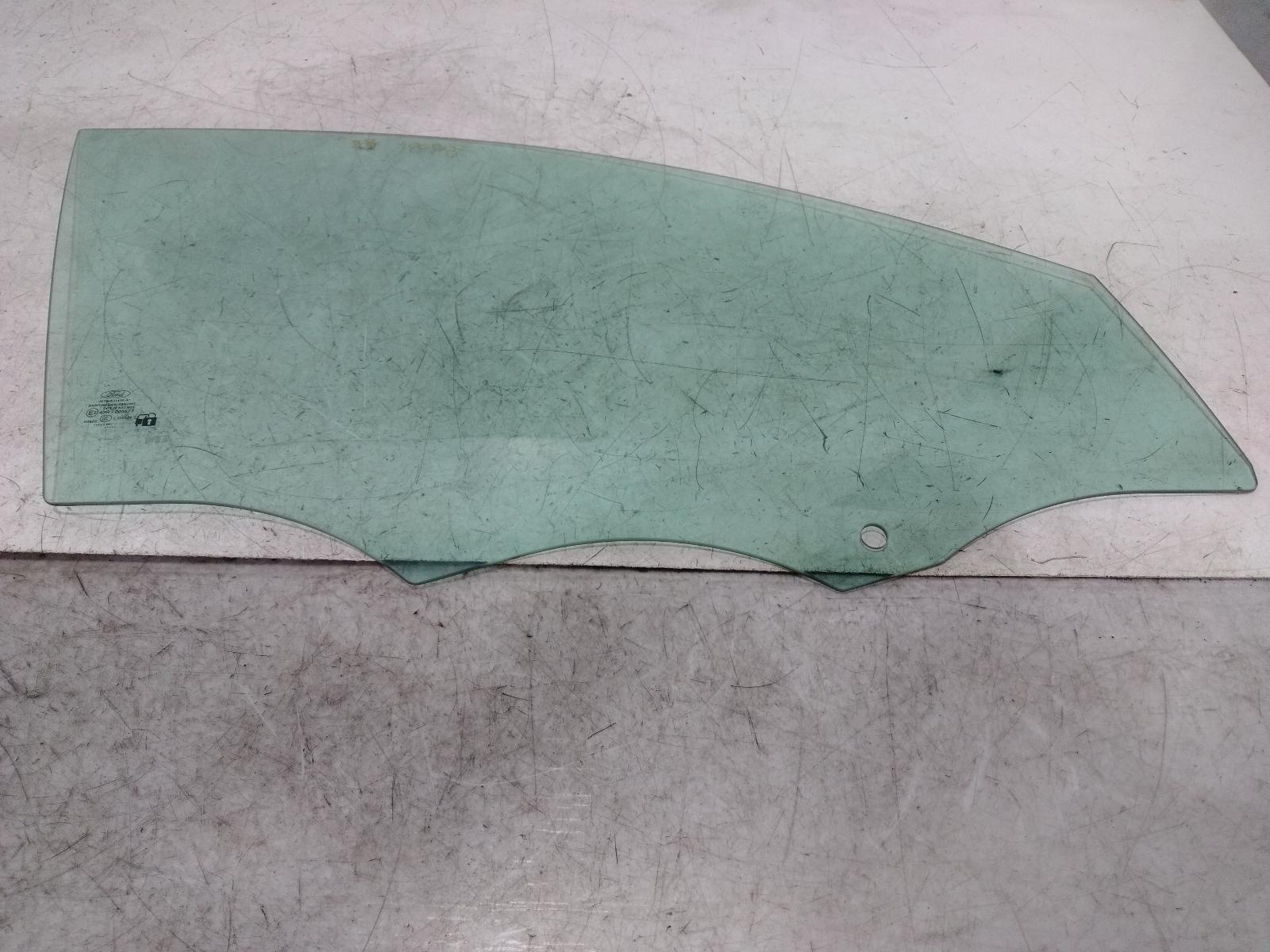 Right_Front_Door_Window