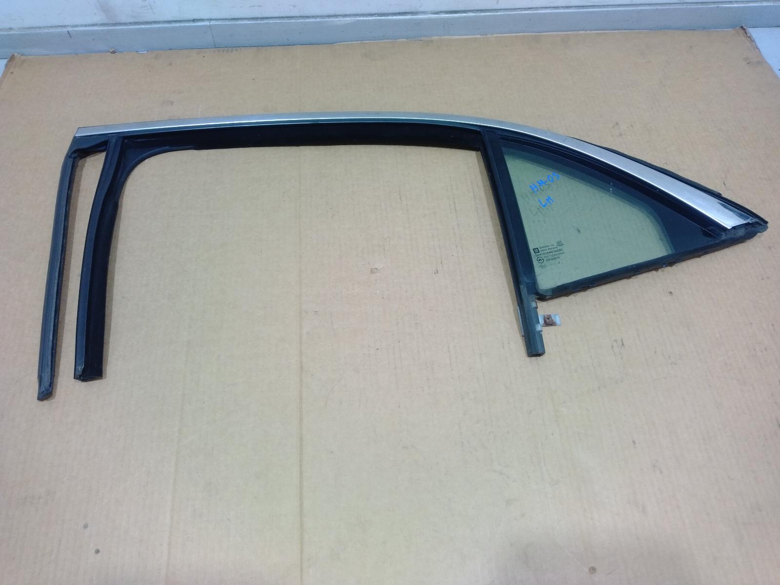 Left_Rear_1q_Door_Glass