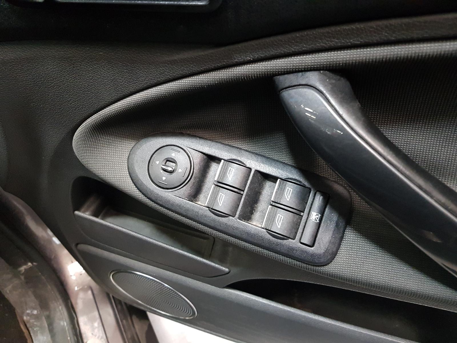 Ford Kuga - 2008-2012