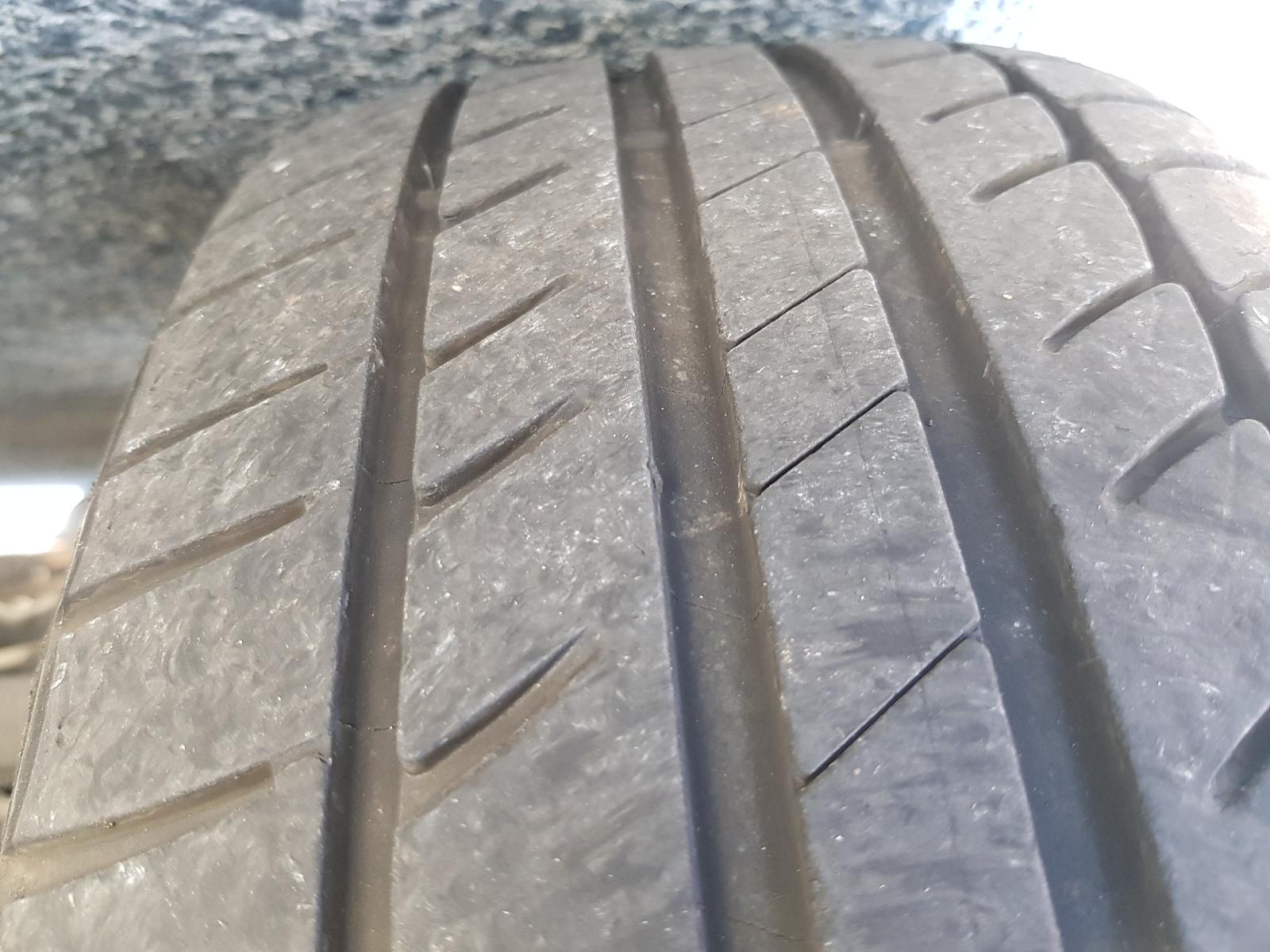 Holden Cruze - 2009-Present