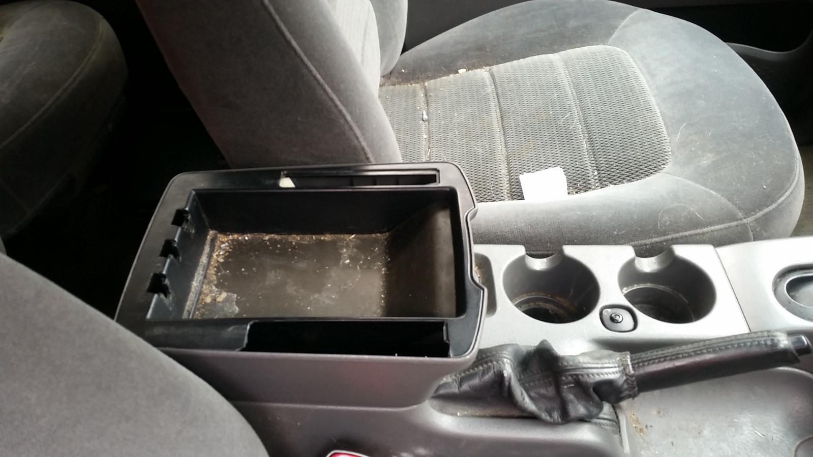 Ford Explorer - UT 2001-2005