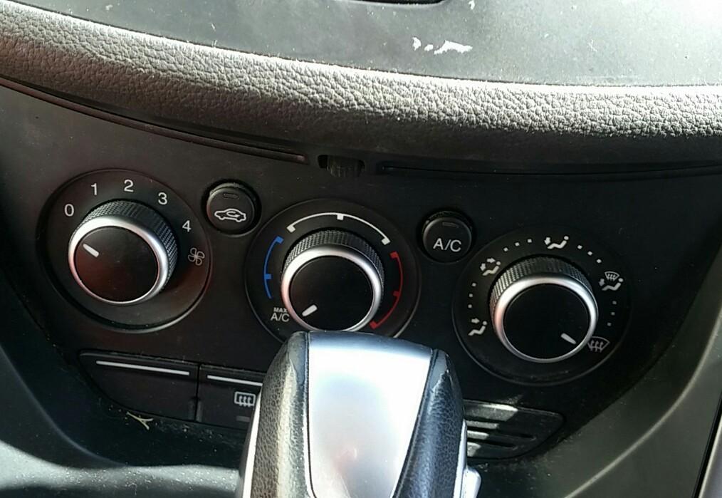 Ford Kuga - TE 2012-2013