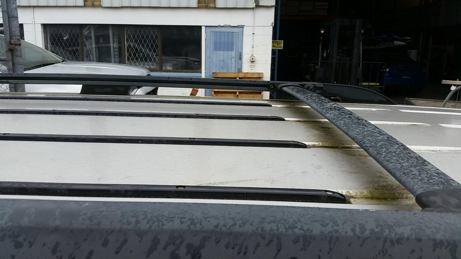 Ford Explorer - UT 2001-2005