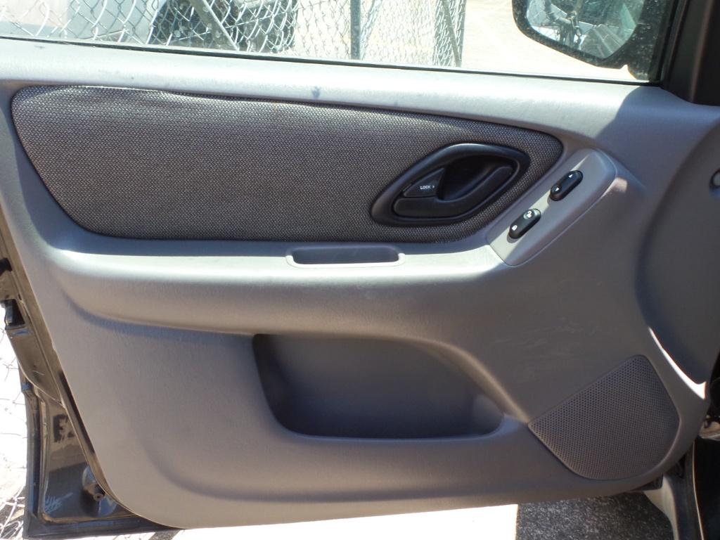 Ford Escape - EP 2001-2003