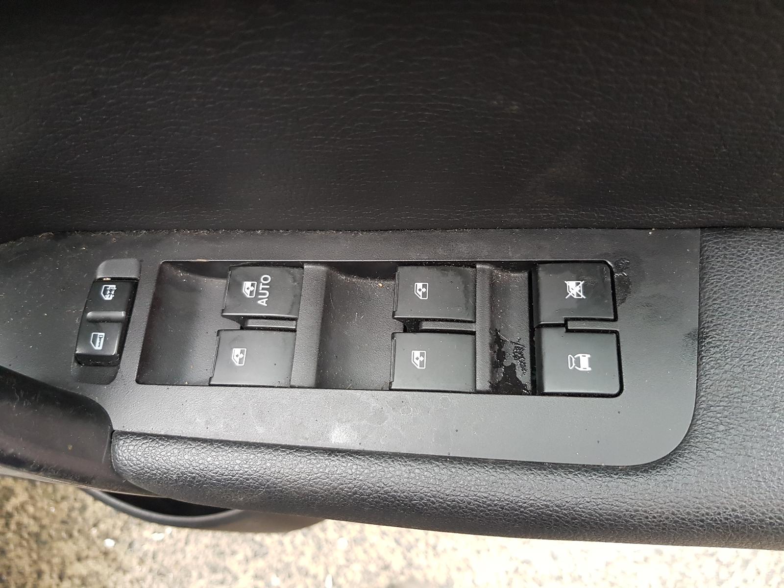 Holden Captiva - Captiva 7 2011-Present