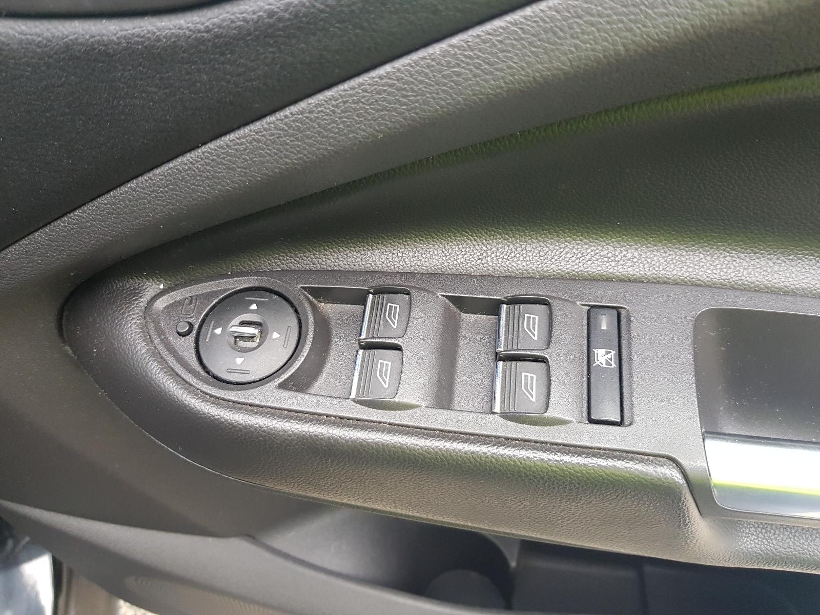 Ford Kuga - TF 2013-Present