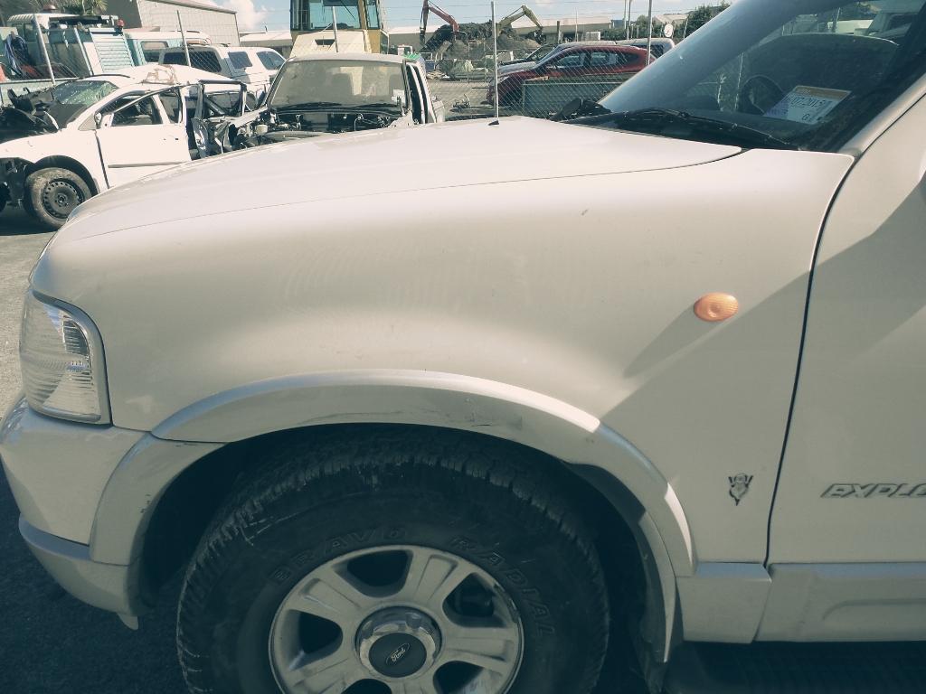 Ford Explorer - UT 2001-2005