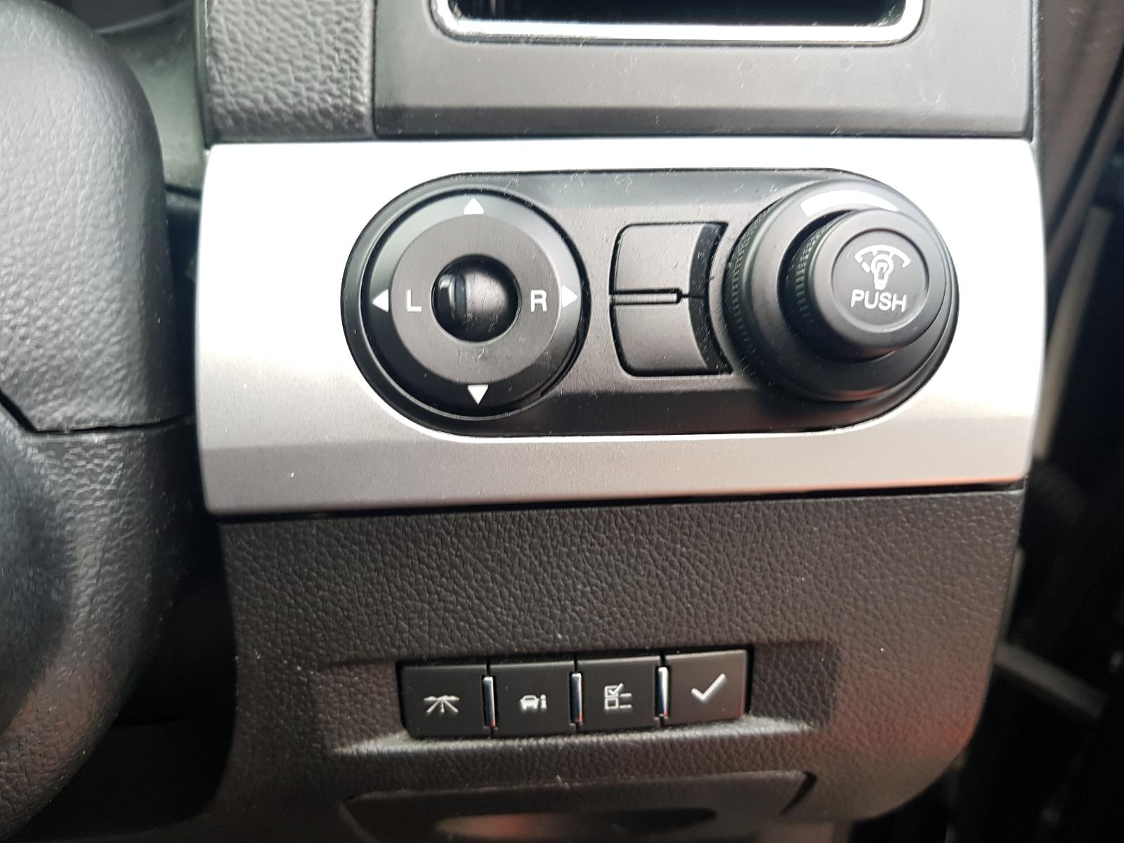 Holden Captiva - Captiva 7 2011-Present