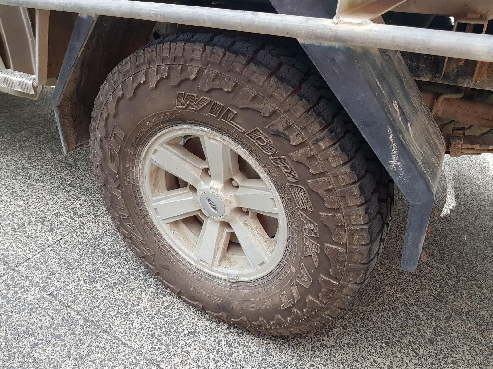 Ford Courier - UT 2005-2006