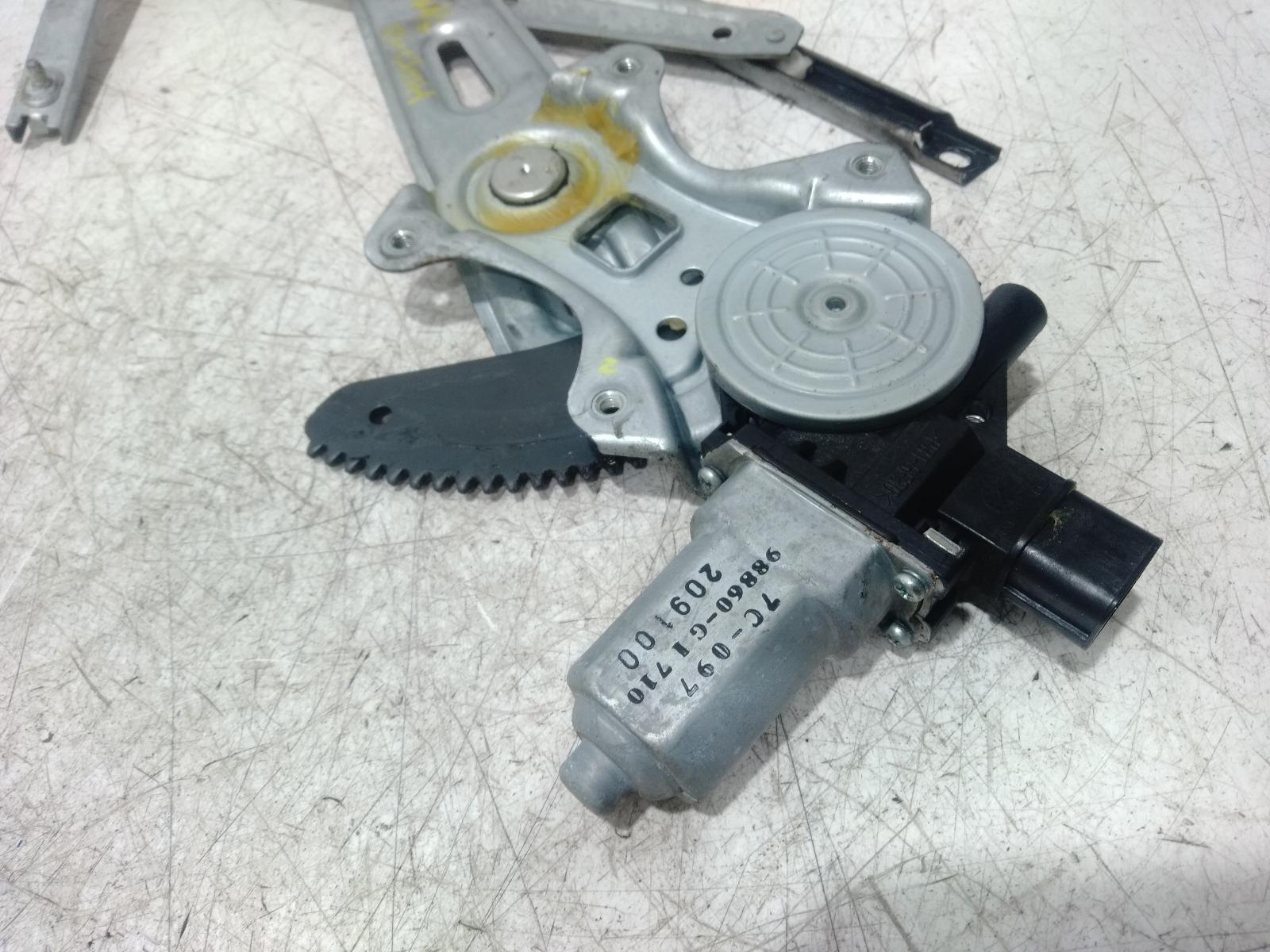 Right_Front_Window_Reg_Motor