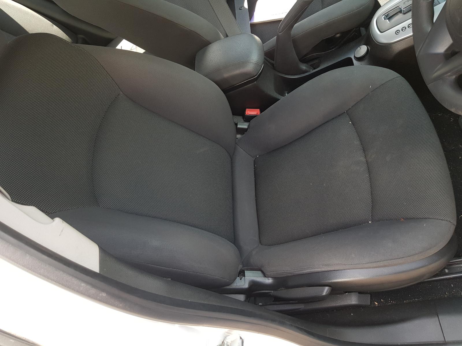 Holden Cruze - 2009-Present