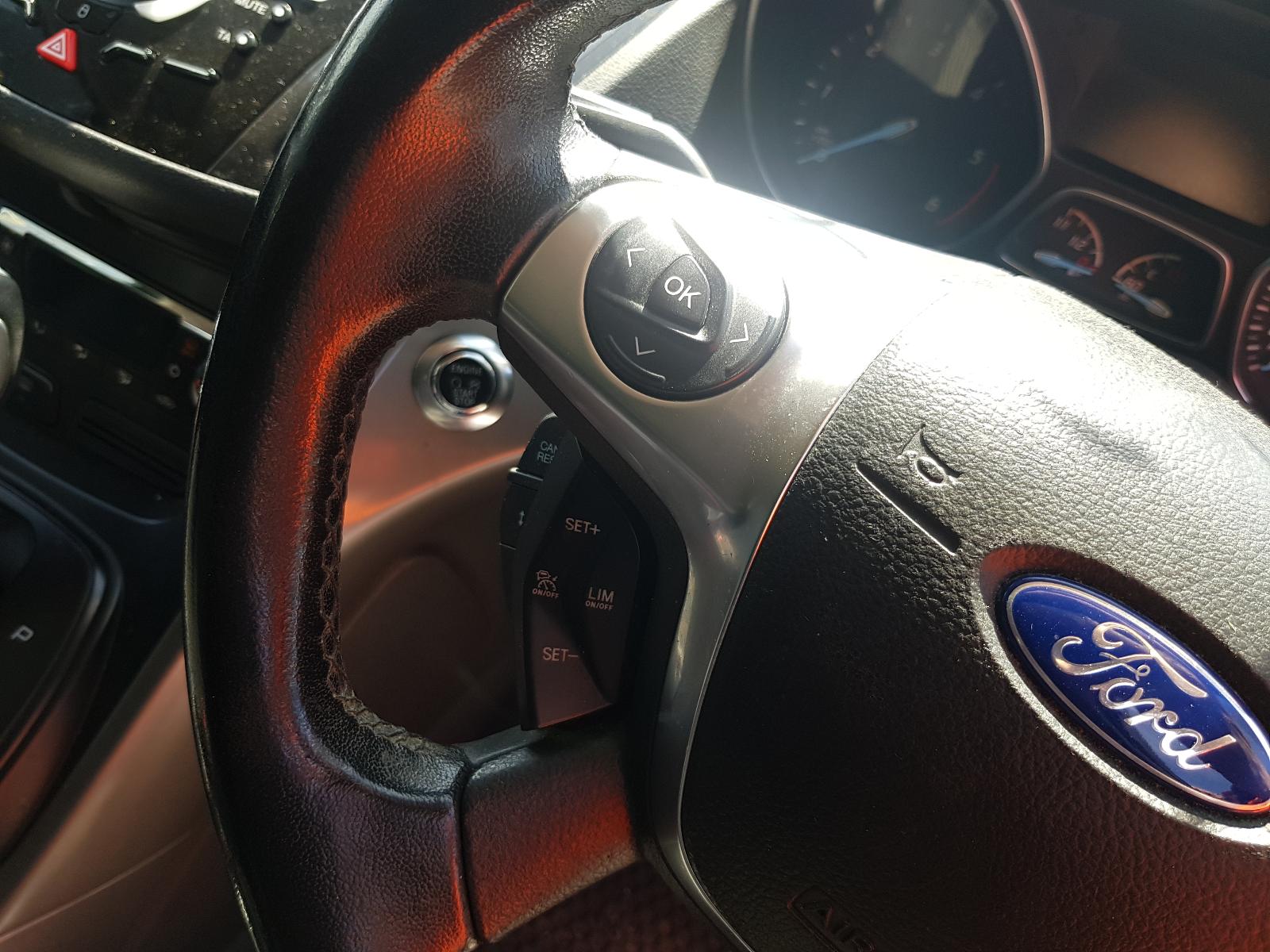 Ford Kuga - TE 2012-2013