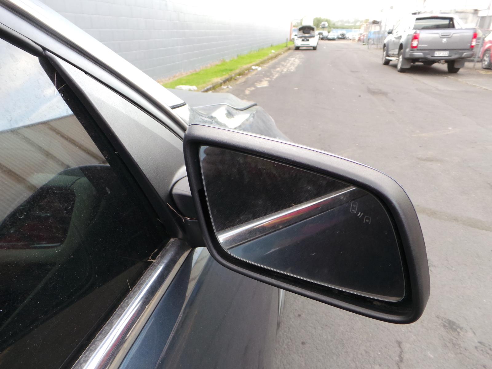 Holden Commodore - VF 2013-Present