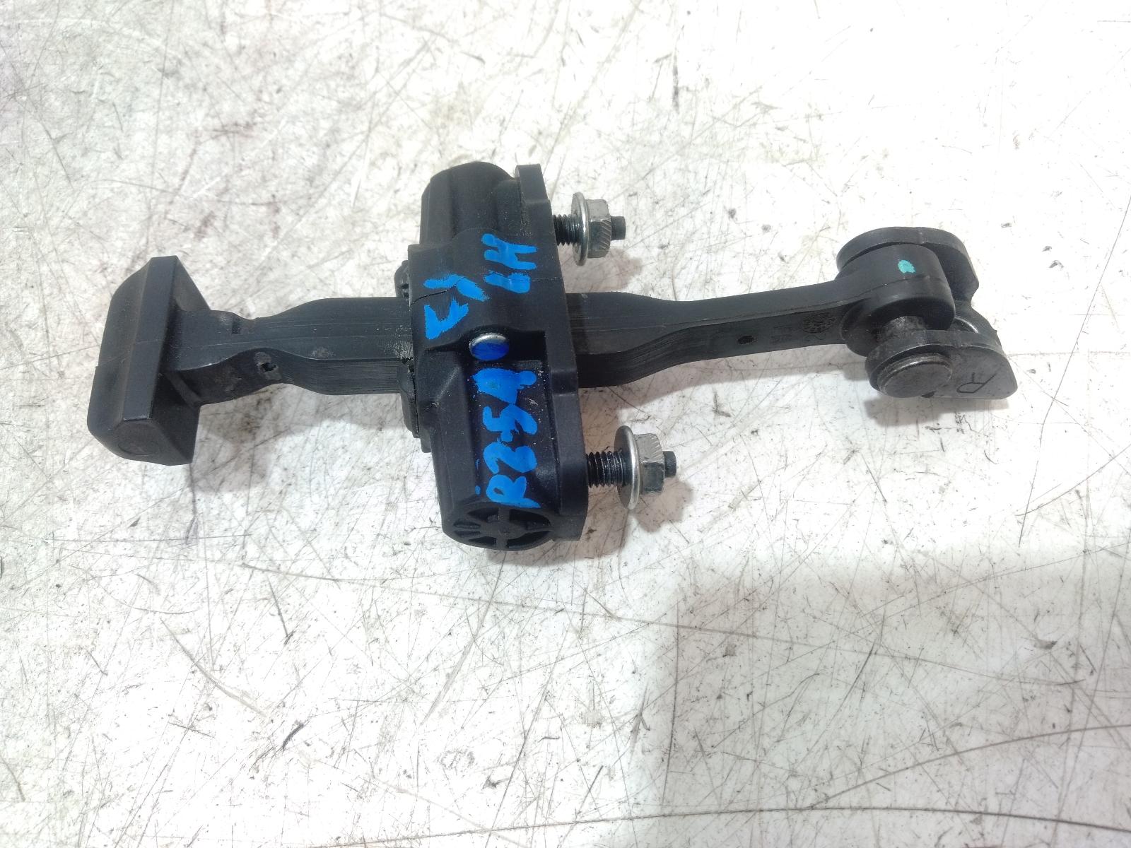 Door Hinge Runner