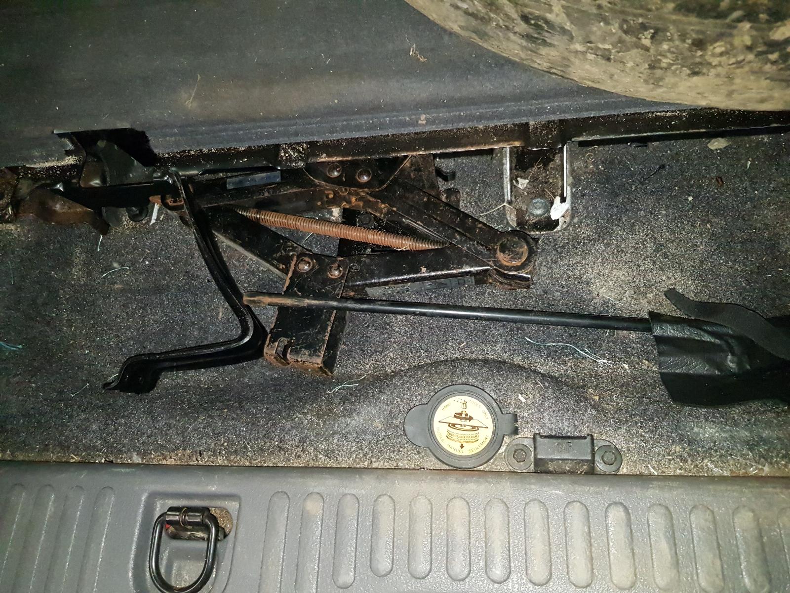 Ford Explorer - UT 2005-2007