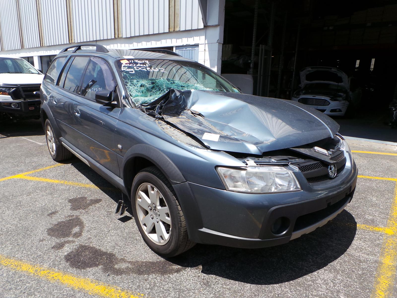Holden Adventra - VZ 2005-2007