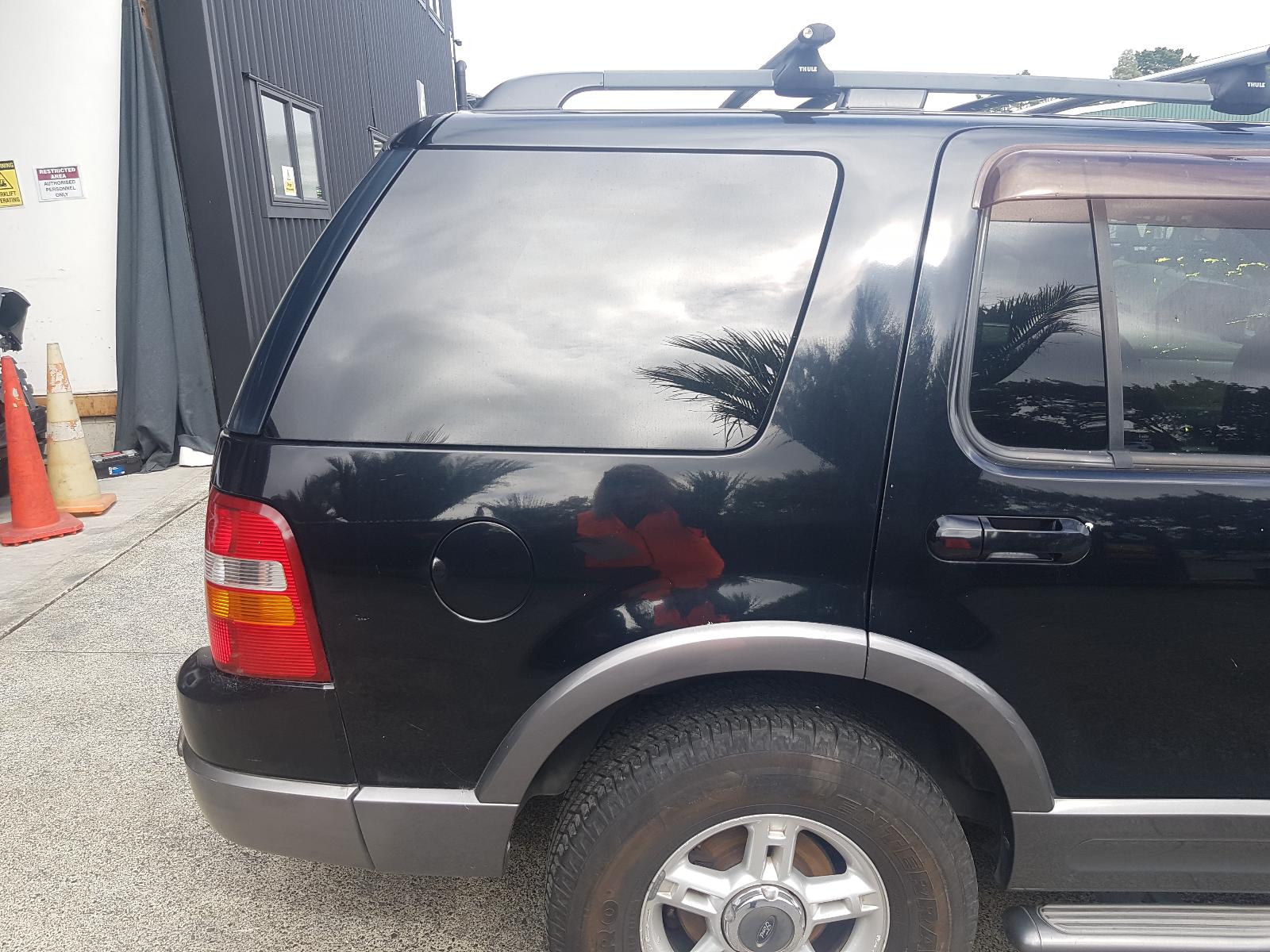 Ford Explorer - UT 2001-2005