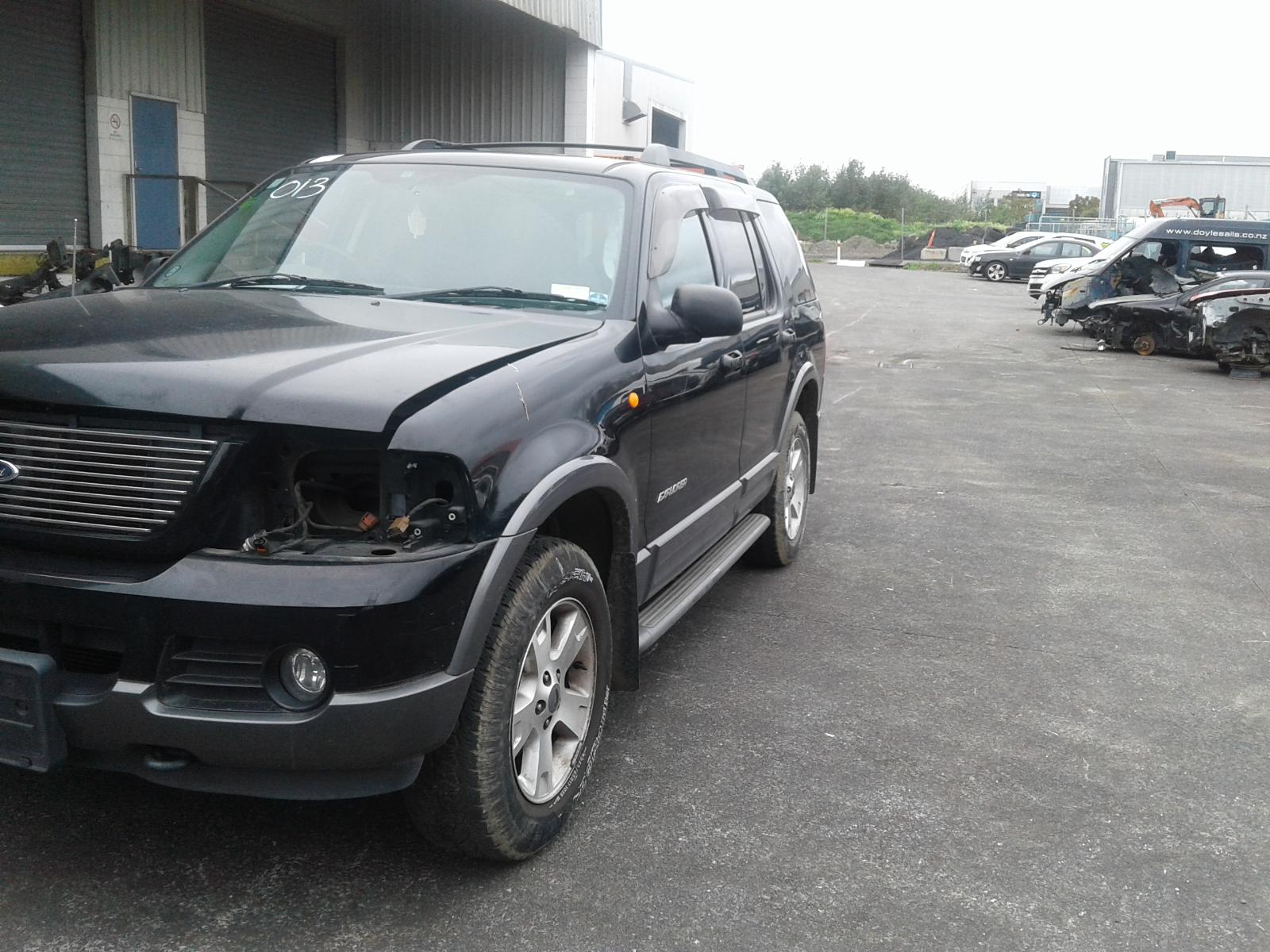 Ford Explorer - UT 2001-2005