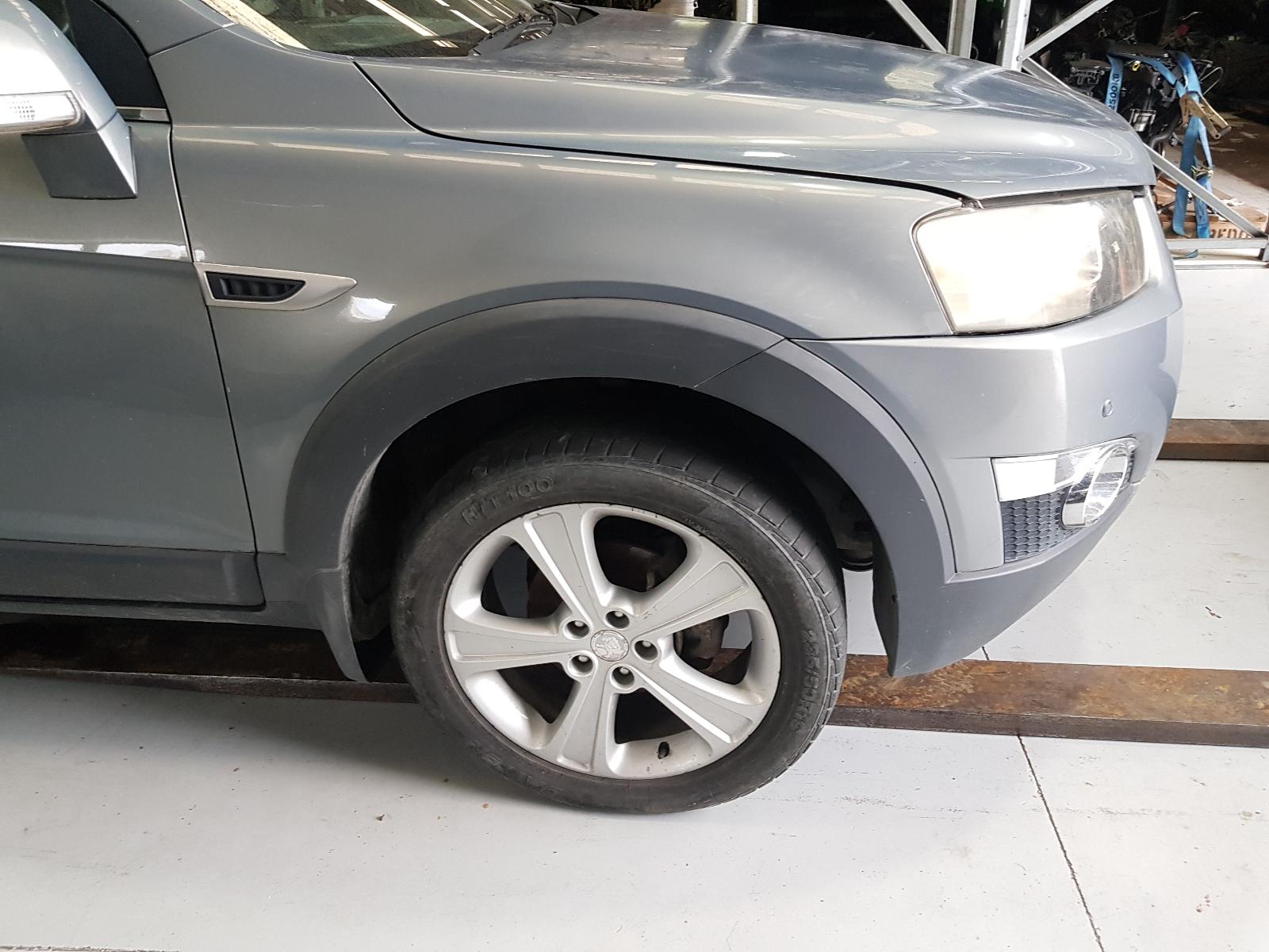 Holden Captiva - Captiva 7 2011-Present