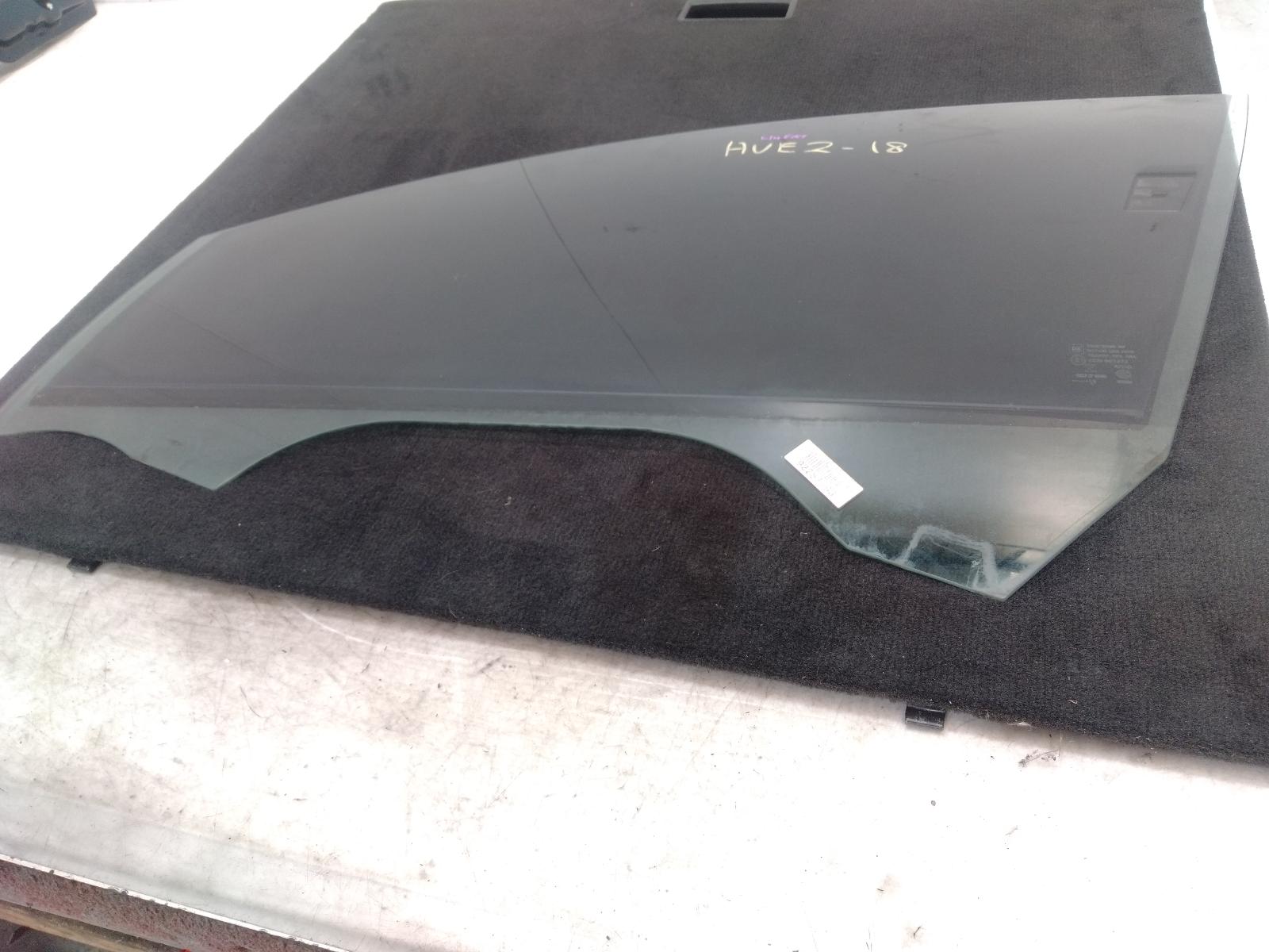 Left_Front_Door_Window