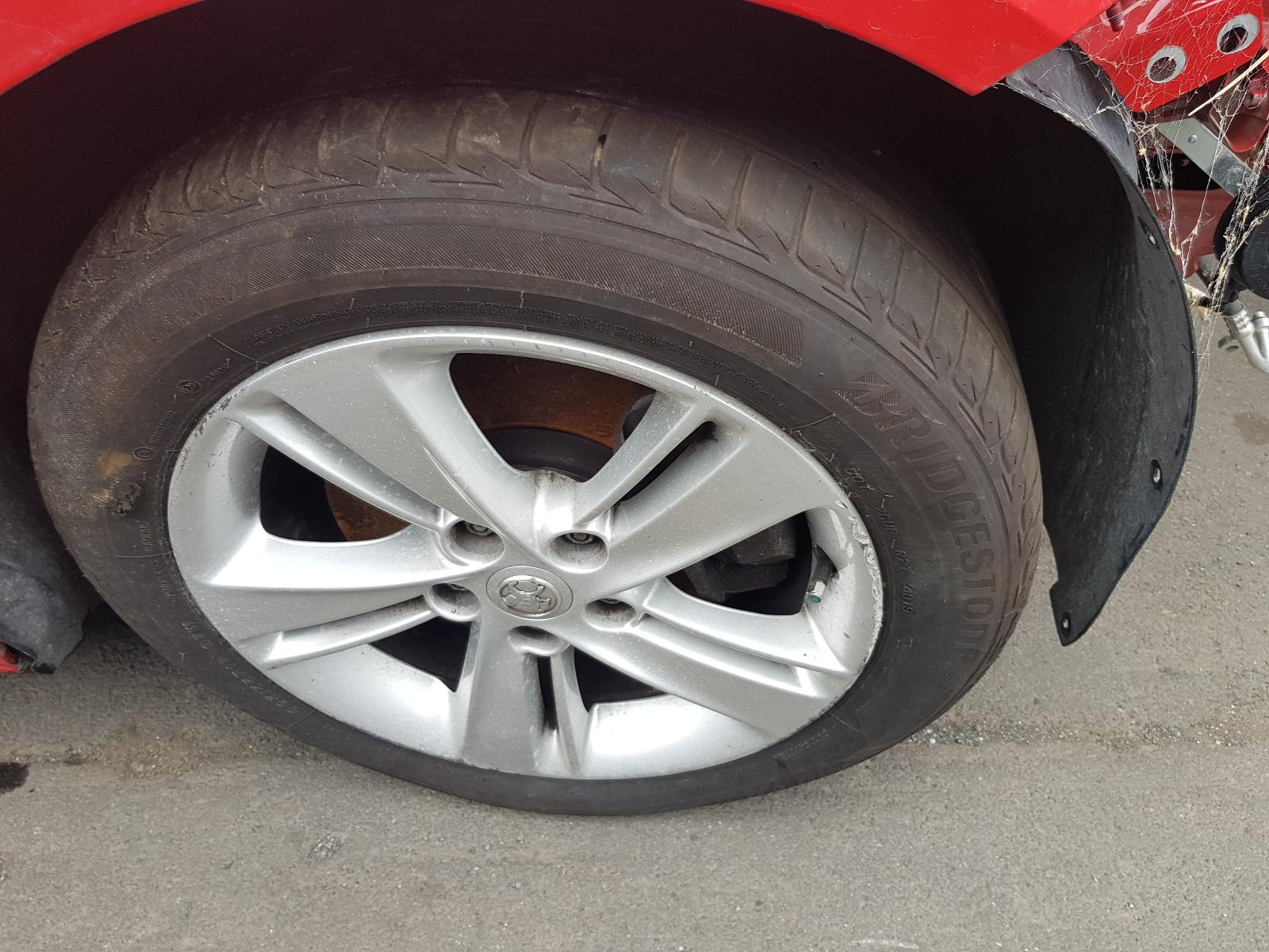 Holden Commodore - Other