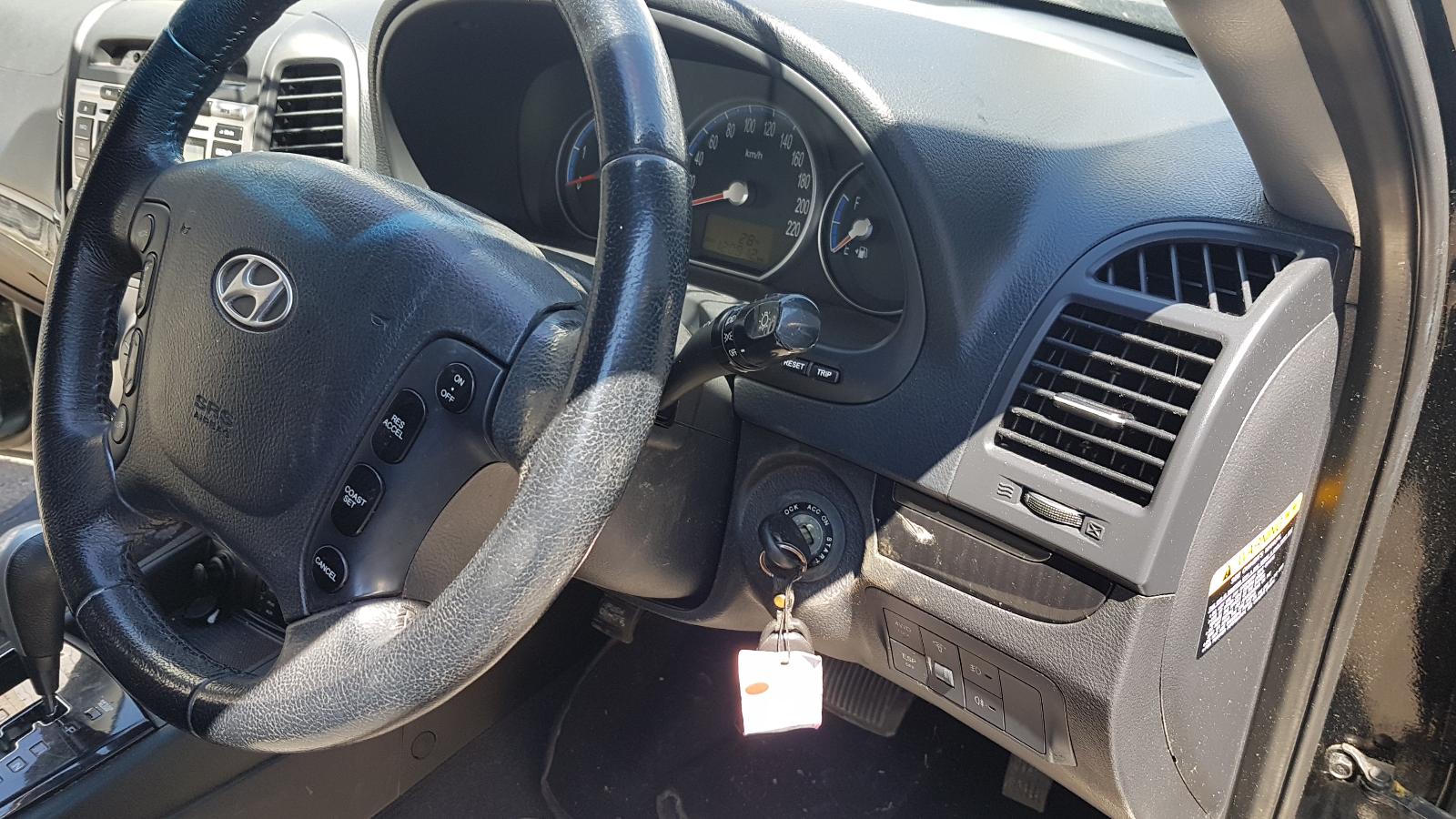 Hyundai Santa Fe - 2006-2012