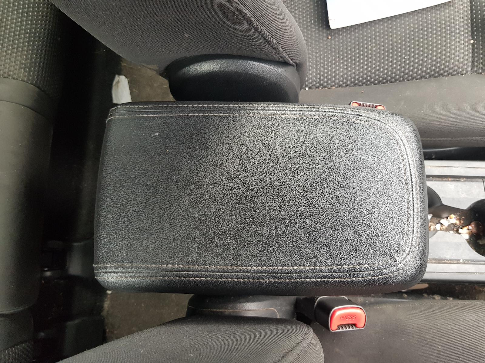 Holden Captiva - Captiva 7 2011-Present