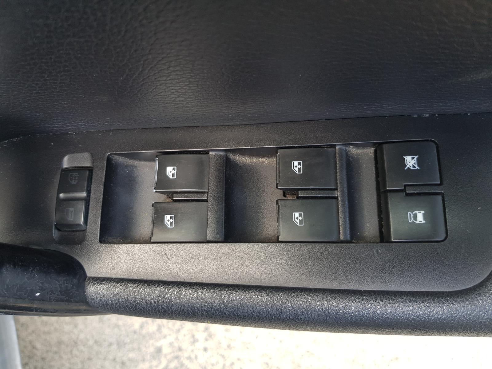 Holden Captiva - Captiva 7 2011-Present