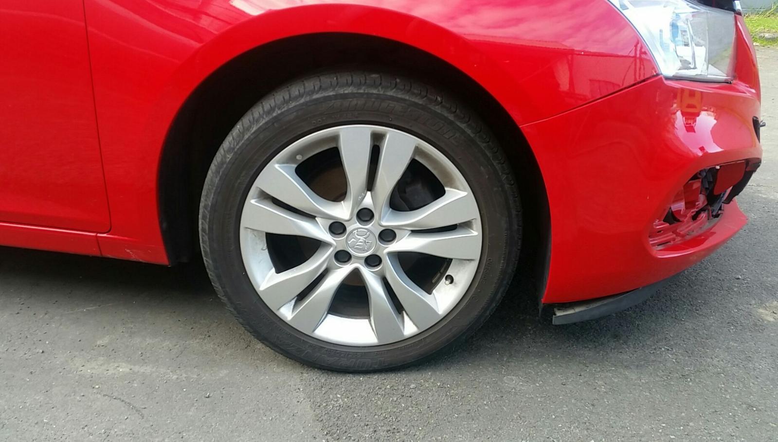 Holden Cruze - 2009-Present